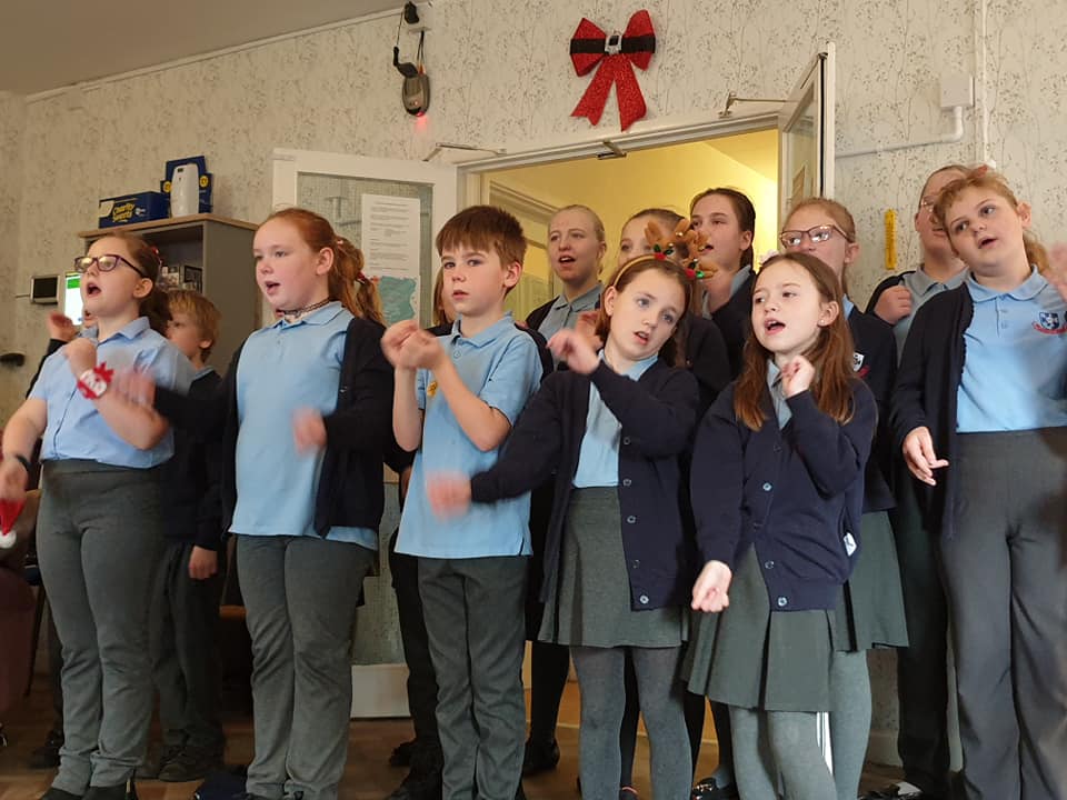 Primary school choir visit